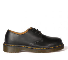 Load image into Gallery viewer, DR MARTENS | 1461 DMC 3-EYE SHOE | BLACK SMOOTH